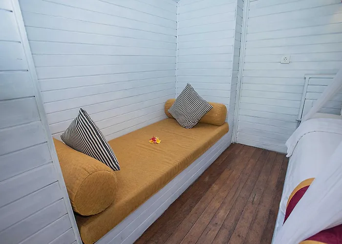 Koji Garden Huts 4*